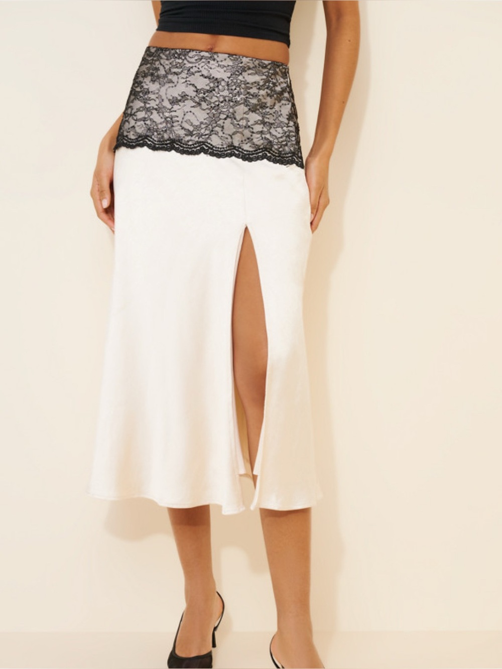 Anthropologie Cream Black Slip Midi Skirt with side slit size XS